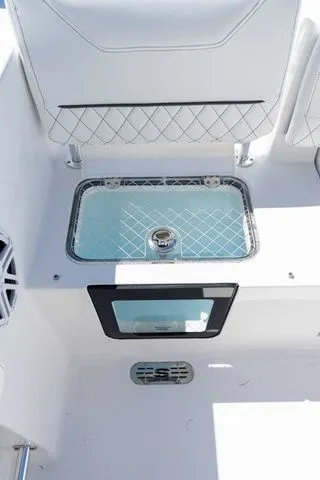 Slide: The Image of Sportsman Heritage 231 Center Console 2026 - 17