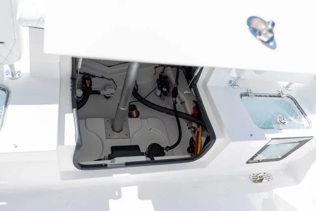 Slide: The Image of Sportsman Heritage 231 Center Console 2026 - 20