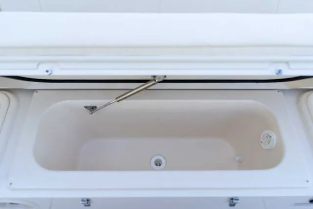 Slide: The Image of Grady-White 281 Coastal Explorer 2026 - 6