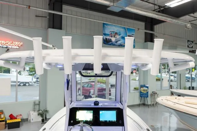 Slide: The Image of Sportsman Masters 247OE Bay Boat 2026 - 13