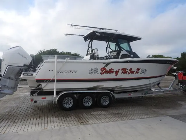 Slide: The Image of Blackfin 302 CC 2022 - 2