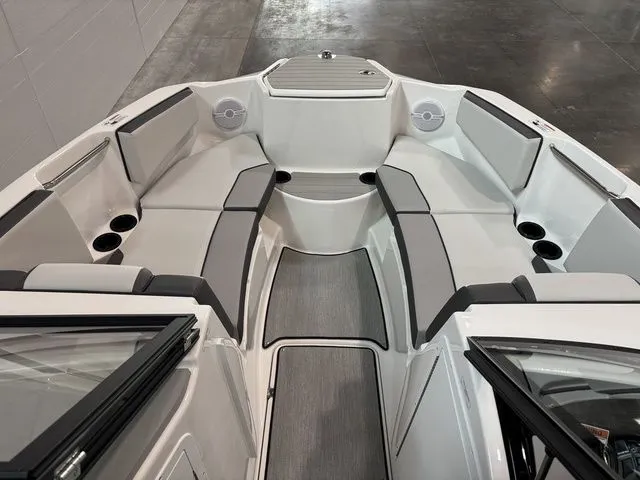 Slide: The Image of Yamaha AR220 2026 - 11