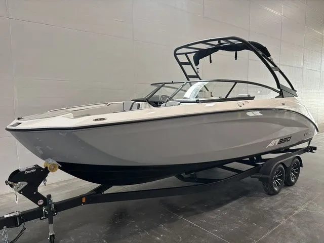 Slide: The Image of Yamaha AR250 2026 - 4