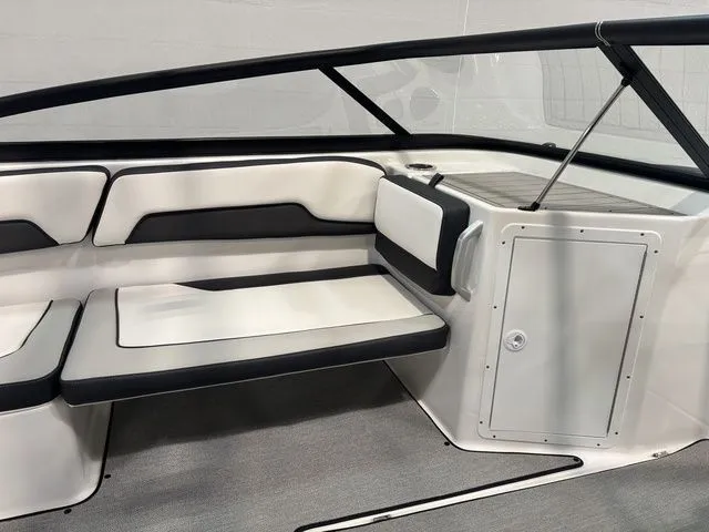 Slide: The Image of Yamaha AR195 2026 - 13