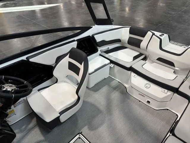 Slide: The Image of Yamaha AR195 2026 - 14