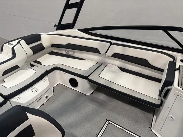 Slide: The Image of Yamaha AR195 2026 - 15