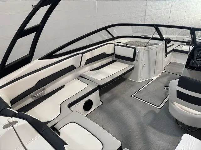 Slide: The Image of Yamaha AR195 2026 - 16