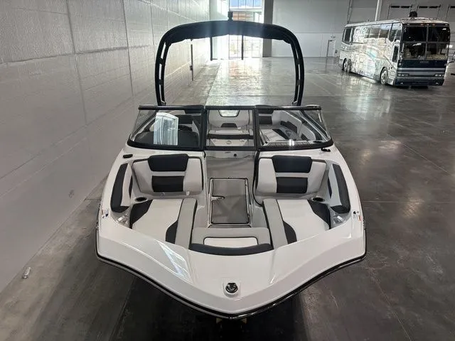 Slide: The Image of Yamaha AR195 2026 - 5