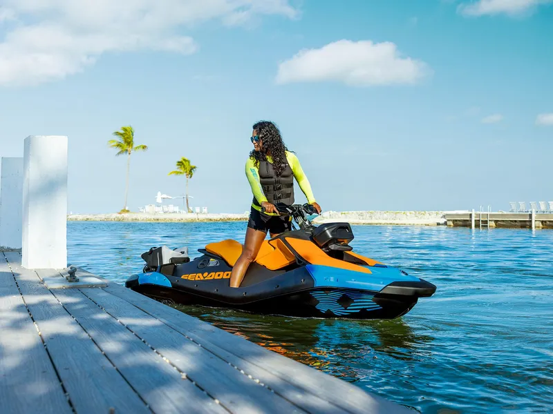 Slide: The Image of Sea-Doo Spark Trixx for 1 iBR and Audio in option 2026 - 18