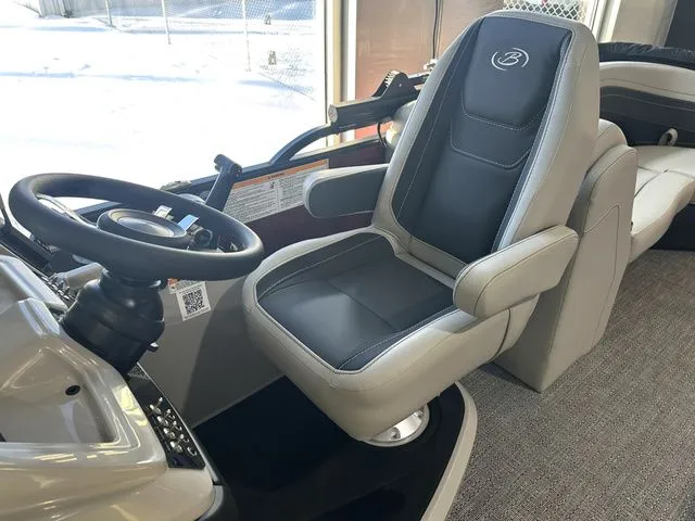 Slide: The Image of Barletta Cabrio 22QC 3T 2026 - 12