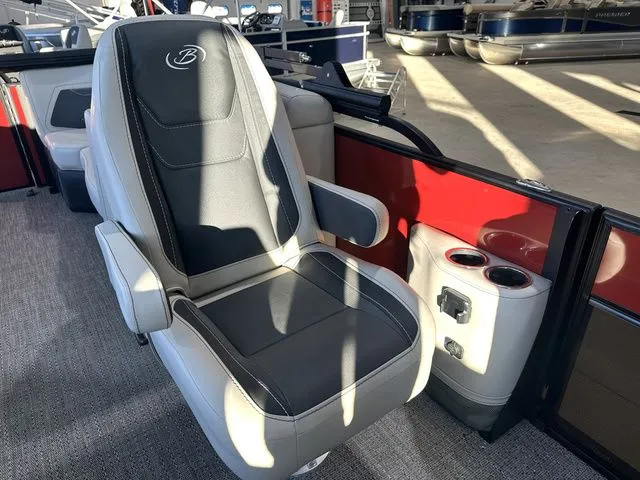 Slide: The Image of Barletta Cabrio 22QC 3T 2026 - 7