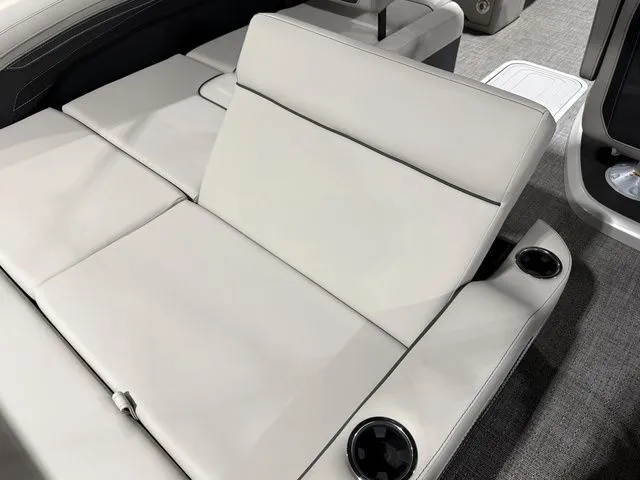 Slide: The Image of Barletta Cabrio 22U 3T 2026 - 12