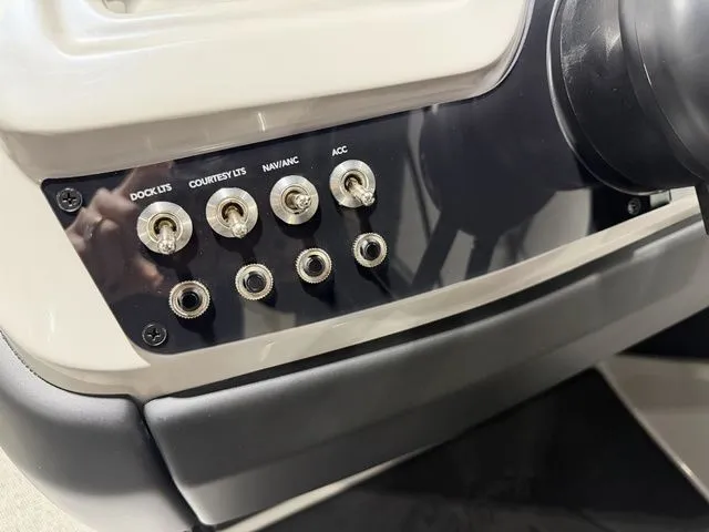 Slide: The Image of Barletta Cabrio 22U 3T 2026 - 18