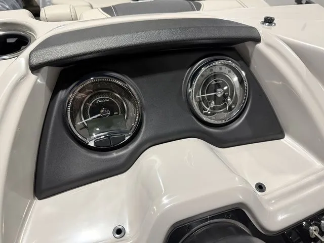 Slide: The Image of Barletta Cabrio 22U 3T 2026 - 19