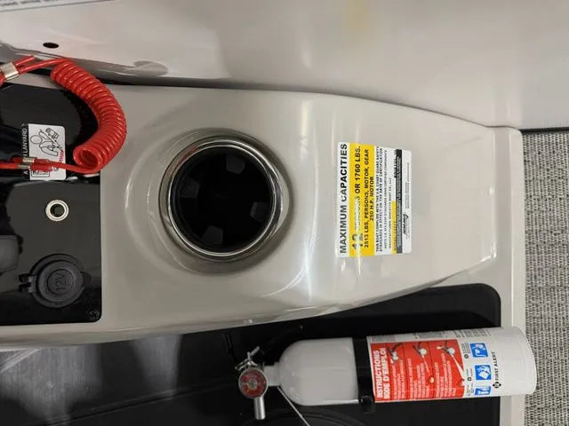 Slide: The Image of Barletta Cabrio 22U 3T 2026 - 24