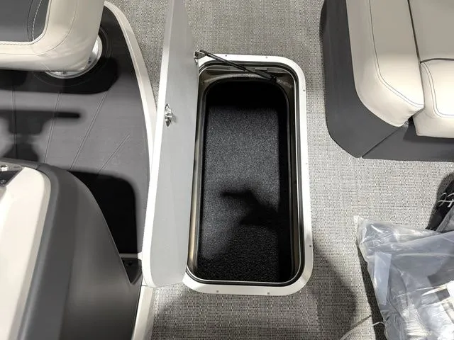 Slide: The Image of Barletta Cabrio 22U 3T 2026 - 35