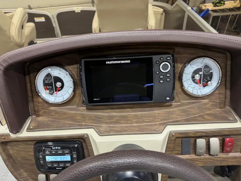 Slide: The Image of Premier 220 Castaway 2016 - 26