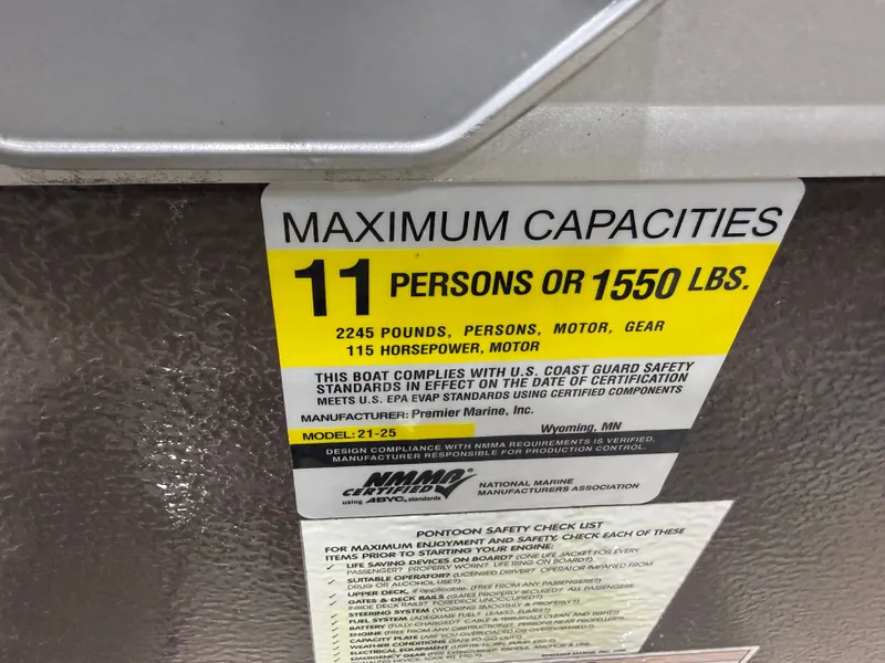 Slide: The Image of Premier 220 Castaway 2016 - 28