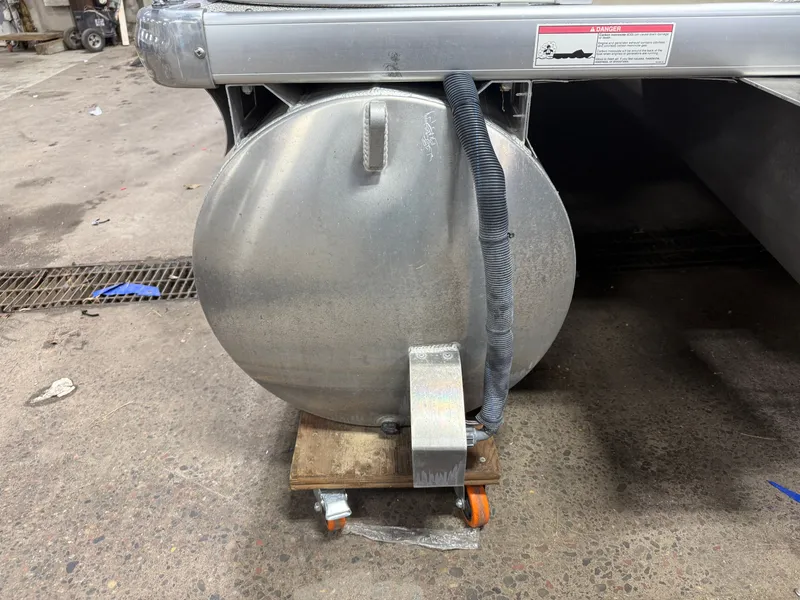 Slide: The Image of Premier 220 Castaway 2016 - 56