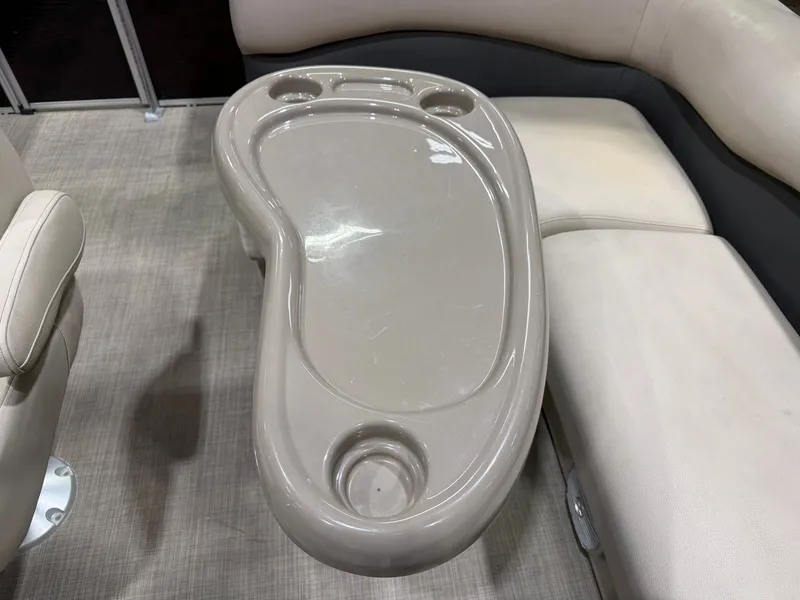 Slide: The Image of Palm Beach Ultra 240 Cruise Pontoon & Suzuki 115HP 4-Stroke EFI 2015 - 15