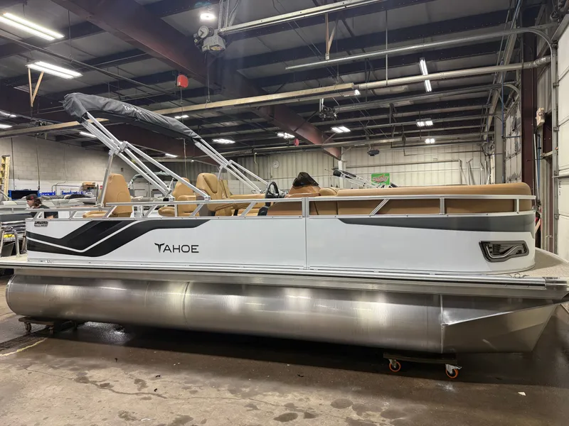 Slide: The Image of Tahoe Sport 2185 Rear Fish & Honda 4-Stroke EFI 2026 - 40