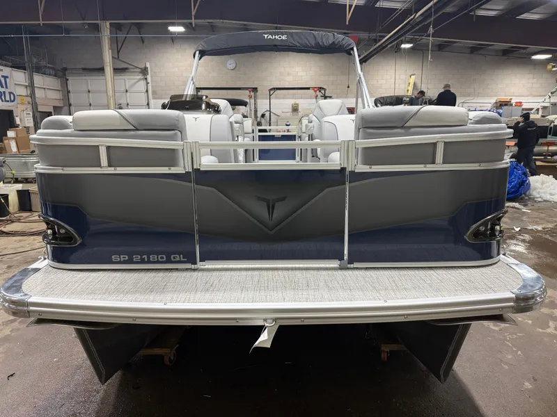 Slide: The Image of Tahoe Sport 2180 Quad Lounge & Honda 4-Stroke EFI 2026 - 29