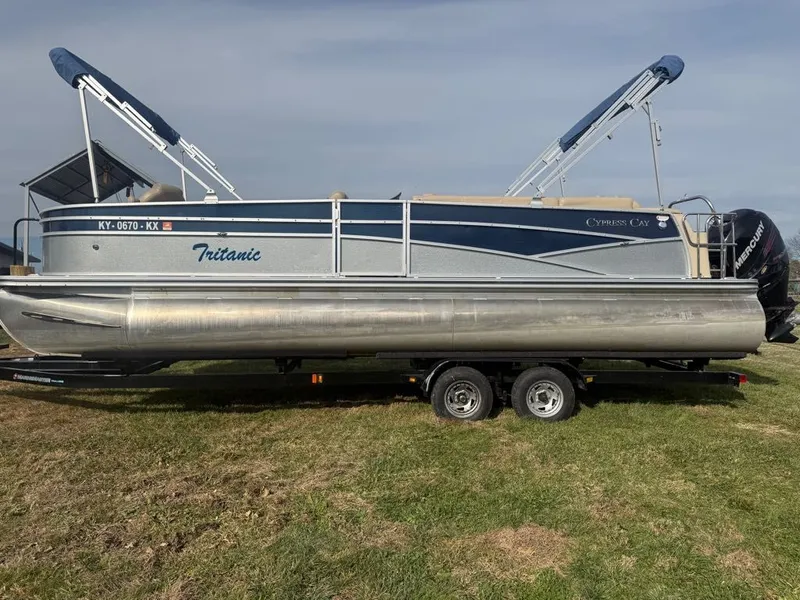 Slide: The Image of Cypress Cay Cayman 250 2013 - 1