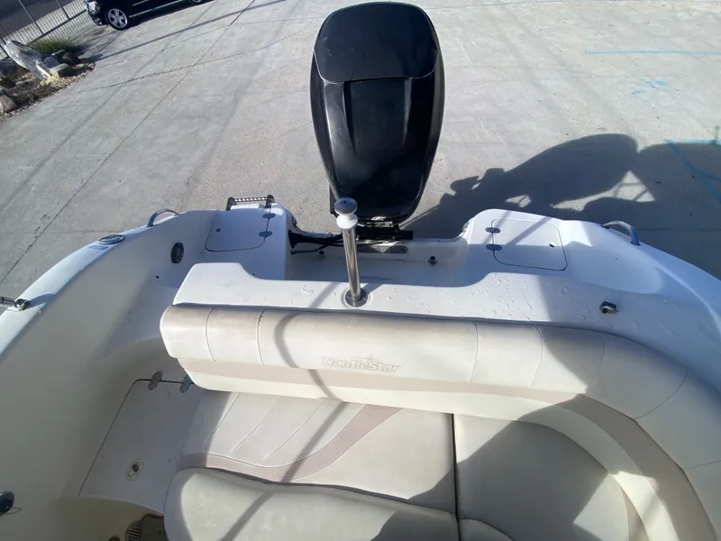 Slide: The Image of NauticStar 230 DC 2007 - 13