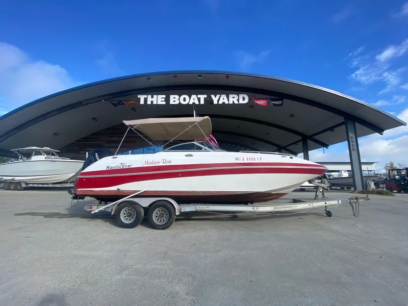 Slide: The Image of NauticStar 230 DC 2007 - 15