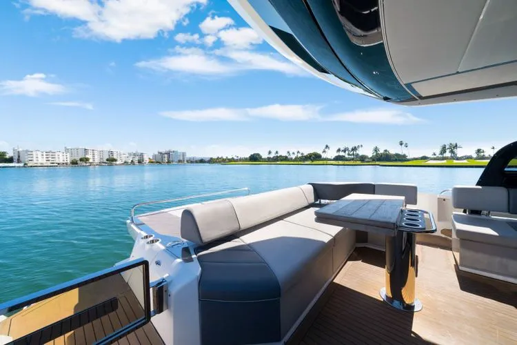 Slide: The Image of 2022 Sunseeker 65 Sport Yacht - Image 12 - 12