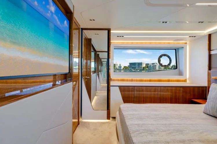 Slide: The Image of 2022 Sunseeker 65 Sport Yacht - Image 42 - 42