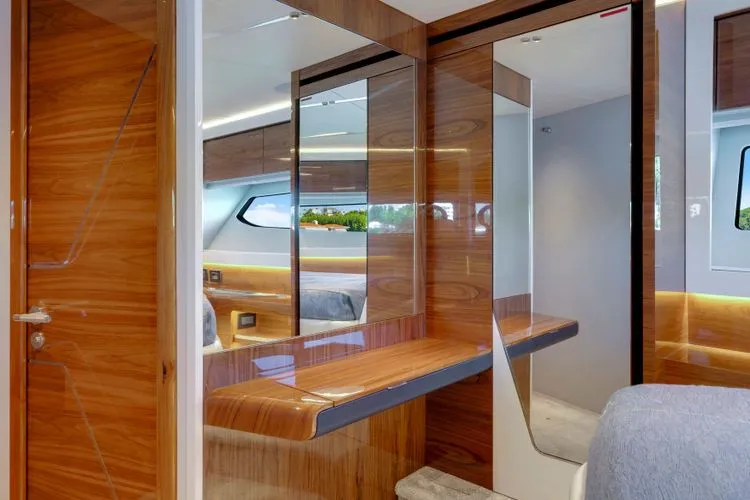 Slide: The Image of 2022 Sunseeker 65 Sport Yacht - Image 43 - 43