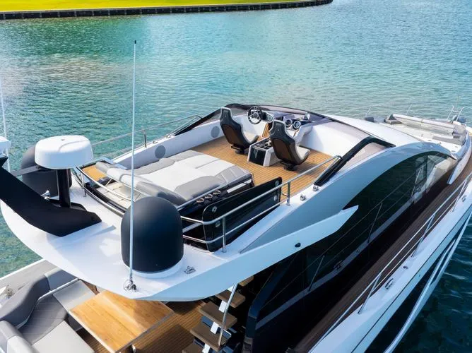 Slide: The Image of 2022 Sunseeker 65 Sport Yacht - Image 53 - 53