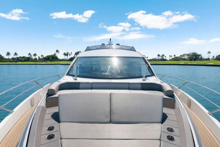 Slide: The Image of 2022 Sunseeker 65 Sport Yacht - Image 60 - 60