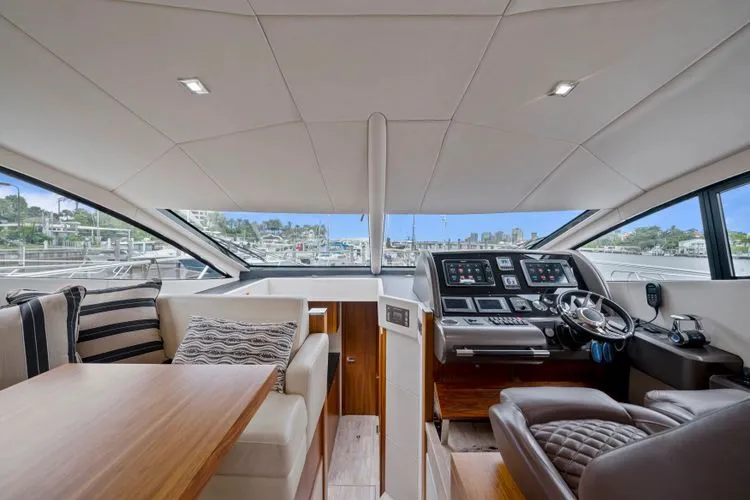 Slide: The Image of 2013 Sunseeker Manhattan 53 - Image 17 - 17