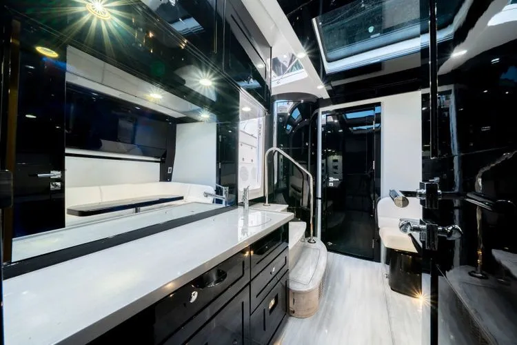 Slide: The Image of 2021 Hcb 65 Estrella - Image 23 - 23