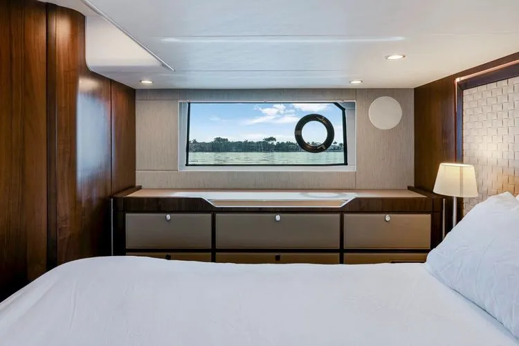 Slide: The Image of 2024 Fairline Targa 50 Gt - Image 39 - 39