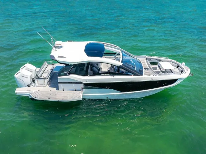Slide: The Image of 2023 Galeon 375 Gto - Image 11 - 11