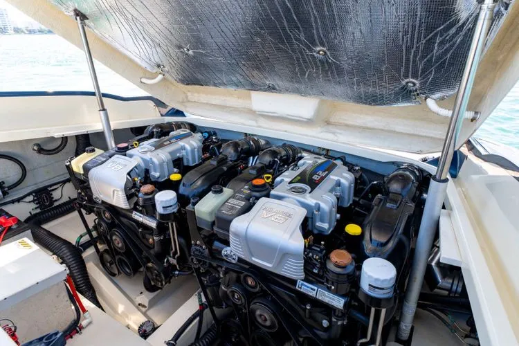 Slide: The Image of 2020 Chris-craft Corsair 34 - Image 25 - 25