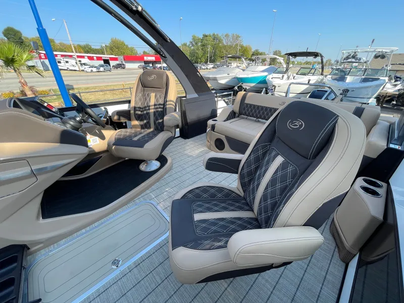 Slide: The Image of Barletta L25UCA 2023 - 24