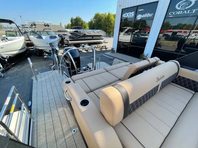 Slide: The Image of Barletta L25UCA 2023 - 25