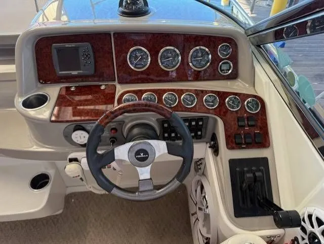 Slide: The Image of Formula 330 Sun Sport 2005 - 9