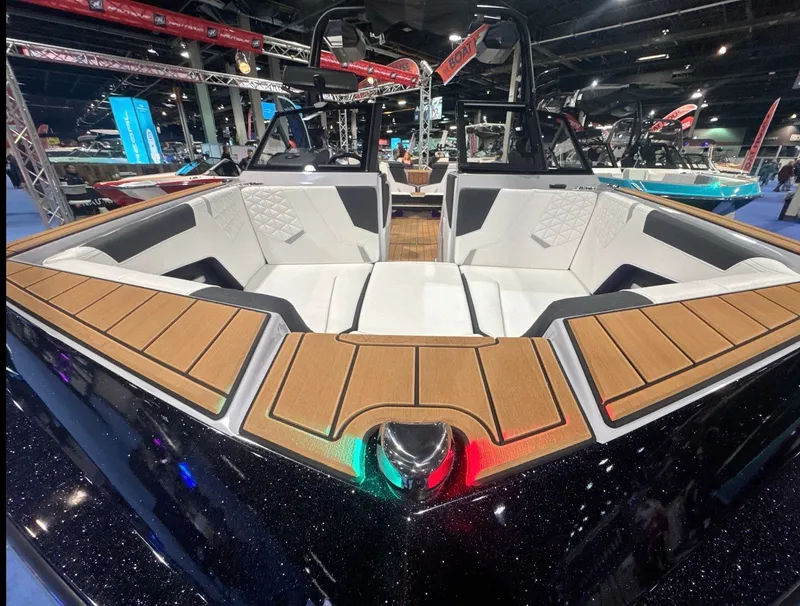 Slide: The Image of Nautique GS24 2026 - 7