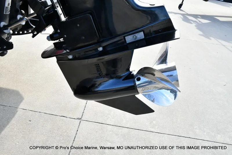 Slide: The Image of Nitro Z-8 w/250HP Mercury Pro-XS 2015 - 21