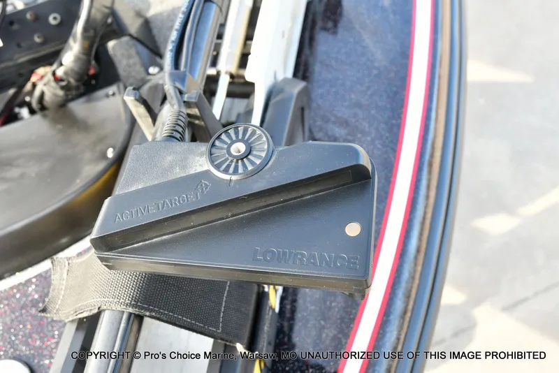 Slide: The Image of Nitro Z-8 w/250HP Mercury Pro-XS 2015 - 28