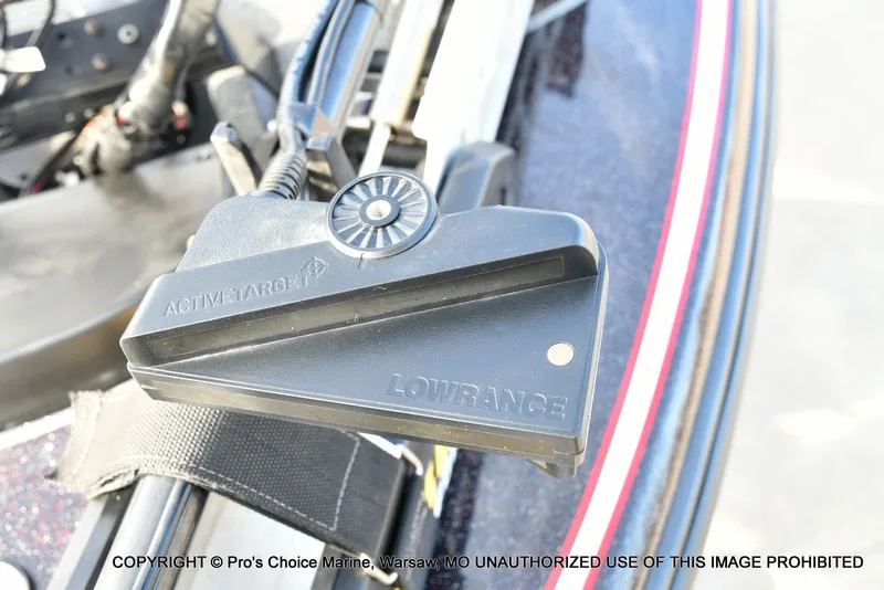 Slide: The Image of Nitro Z-8 w/250HP Mercury Pro-XS 2015 - 5