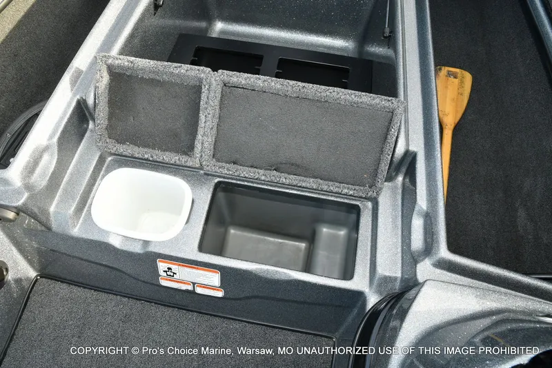 Slide: The Image of Nitro Z-8 w/250HP Mercury Pro-XS 2015 - 58