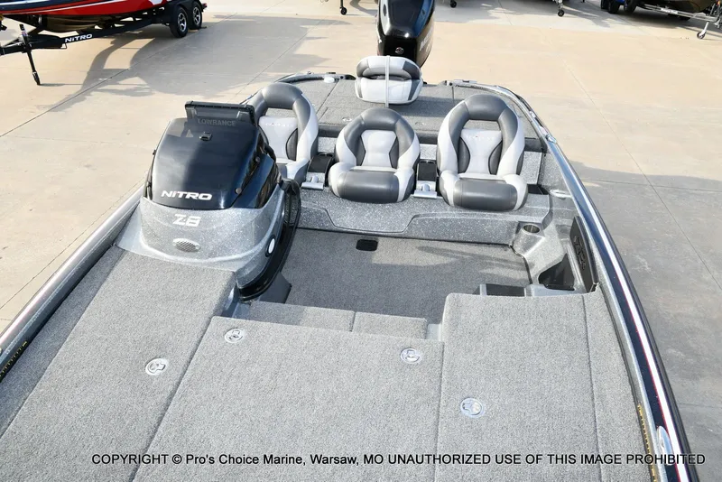 Slide: The Image of Nitro Z-8 w/250HP Mercury Pro-XS 2015 - 9