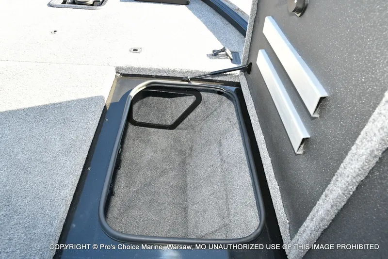 Slide: The Image of Ranger Alpha 208 Dual Console 2025 - 63