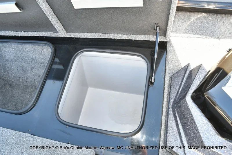 Slide: The Image of Ranger Alpha 208 Dual Console 2025 - 64